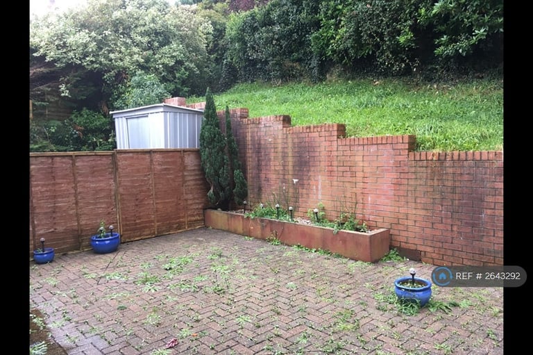 3 bedroom house in Heol Beca, Carmarthen, SA31 (3 bed) (#2643292)