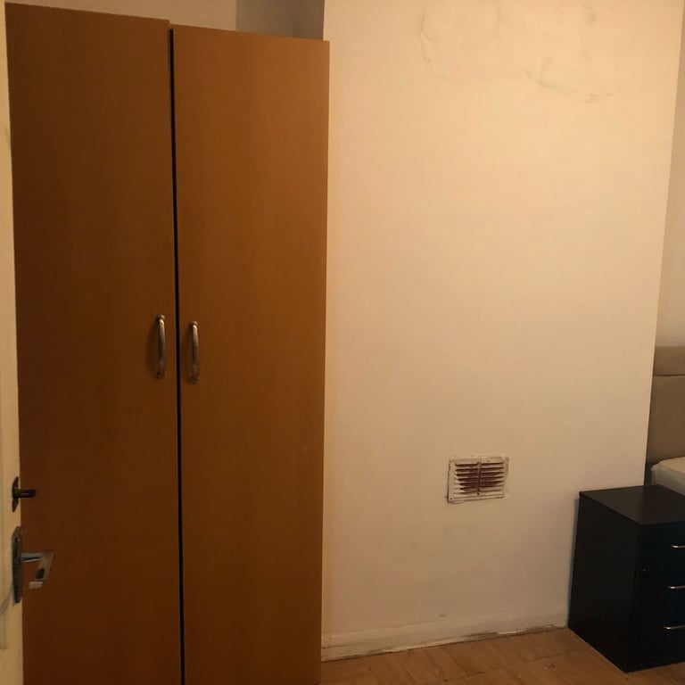 Spacious & Cosy double Room for Rent ST6 2DS