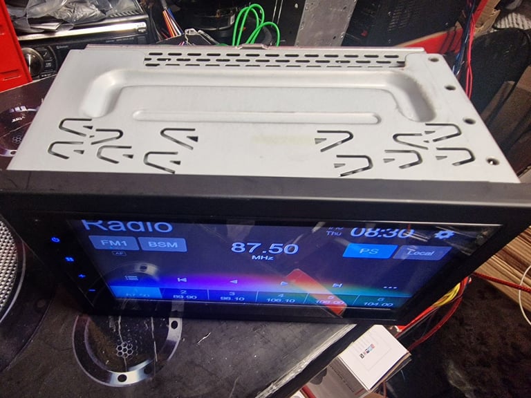 DOUBLE DIN PIONEER DMH 340DAB STEREO