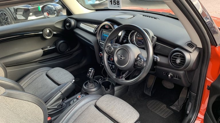 2018 MINI Hatch 1.5 Cooper Hatchback 3dr Petrol Steptronic Euro 6 (s/s) (136 ps) Hatchback Petrol...