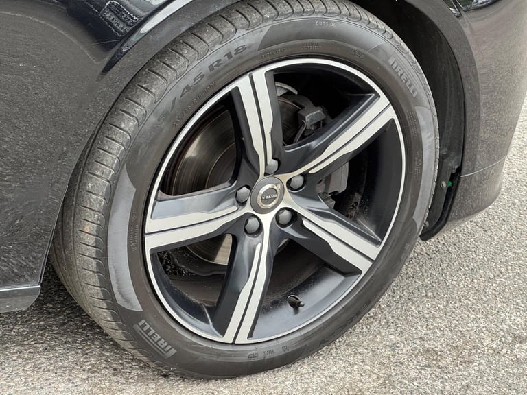 2018 Volvo S90 2.0 D4 R-Design Auto Euro 6 (s/s) 4dr SALOON Diesel Automatic