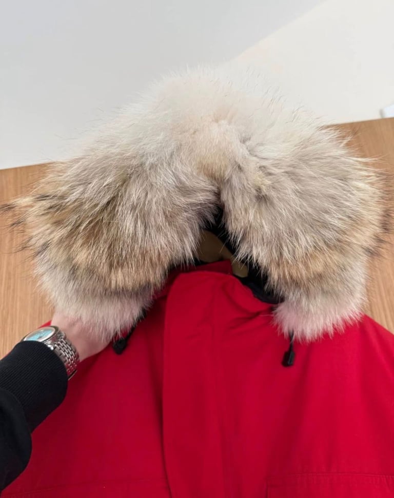 Genuine mens red expedition canada goose coat