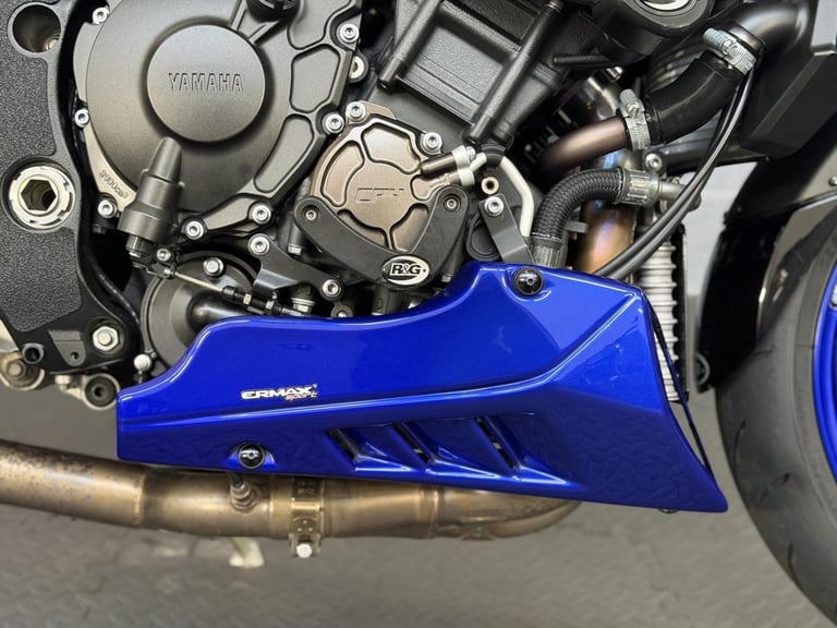 2018 Yamaha MT-10 1000 Hyper-naked Petrol Manual Euro 4 (160 ps)