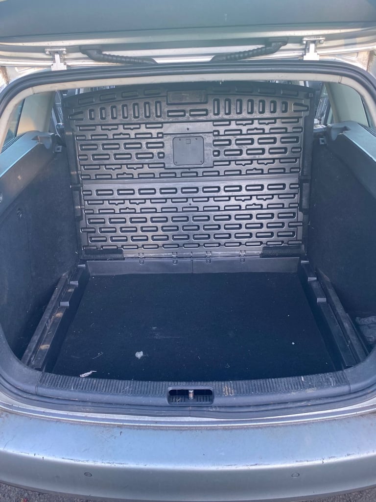 MOT March 2026, Apple car-play, £20 tax, Volkswagen, GOLF, Estate, 2010, Manual, 1598 (cc), 5 doors