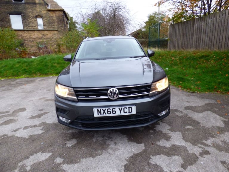 image for  Volkswagen Tiguan 2.0 TDi 150 4Motion SE Nav 5dr DSG Diesel