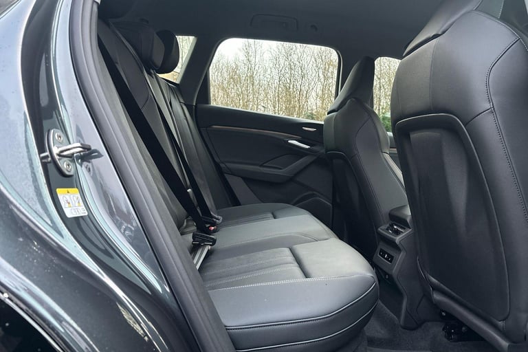 2024 Audi Q6 e-tron 100kWh Sport SUV 5dr Electric Auto quattro (388 ps) ESTATE Electric Automatic