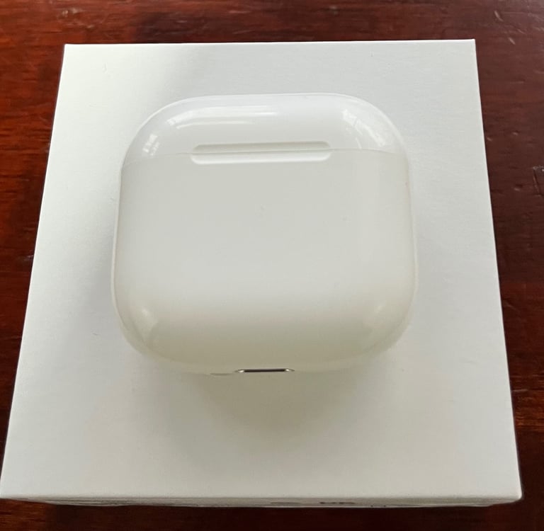 Airbuds 4 th gen