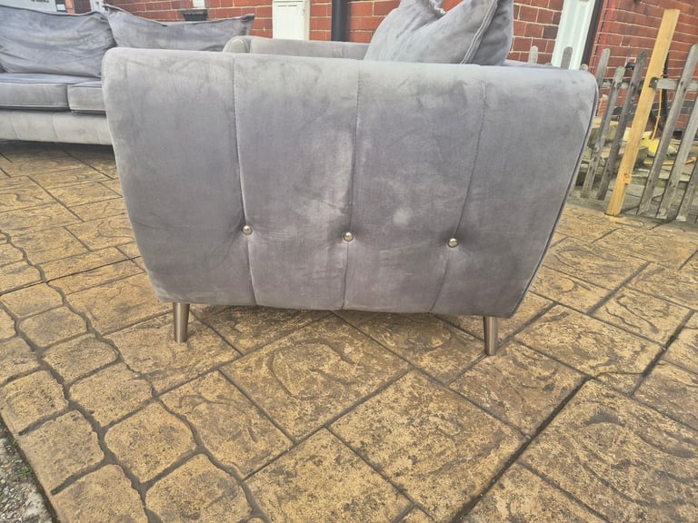 Grey velvet 2 & 3 seater sofas 