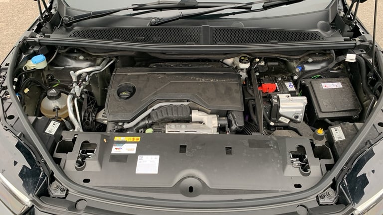 2025 Peugeot 5008 1.2 HYBRID GT SUV 5dr Petrol Hybrid e-DSC6 Euro 6 (s/s) (136 ps) SUV Hybrid Aut...