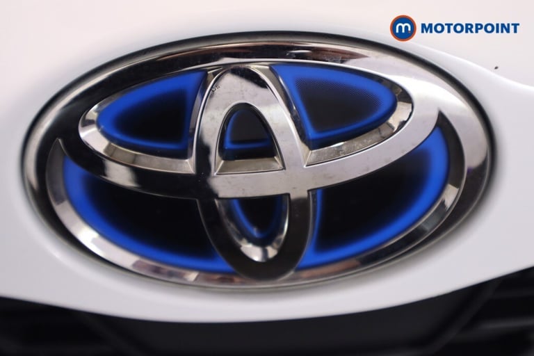 2022 Toyota Yaris Cross 1.5 Hybrid Design 5dr CVT Estate Hybrid Automatic