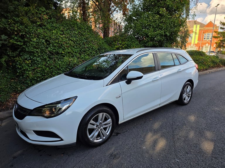 2019 VAUXHALL ASTRA 1.6 CDTI DESIGN BLUEINJECTION ESTATE EURO6 1 OWNER EX POLICE