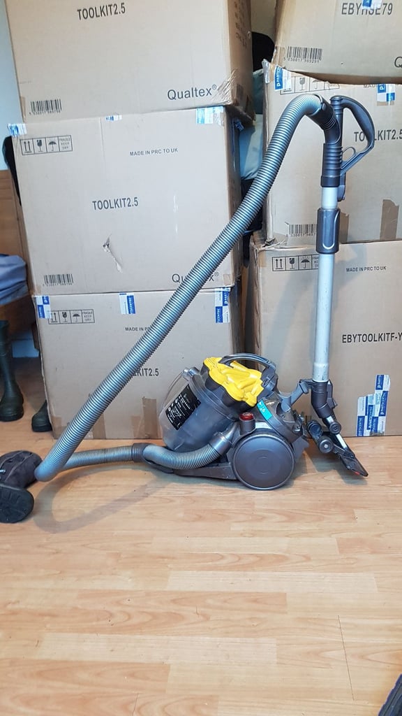 yellow dyson DC19 filters washed and dried Cylinder Hoover bagless Floor 1 week guara