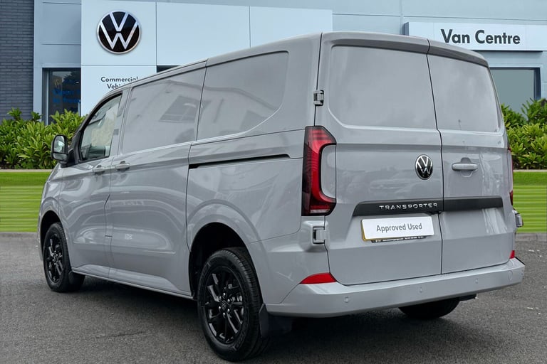 2025 Volkswagen Transporter 2.0 TDI 110 Commerce Pro Van-2 Seats Van DIESEL Manual
