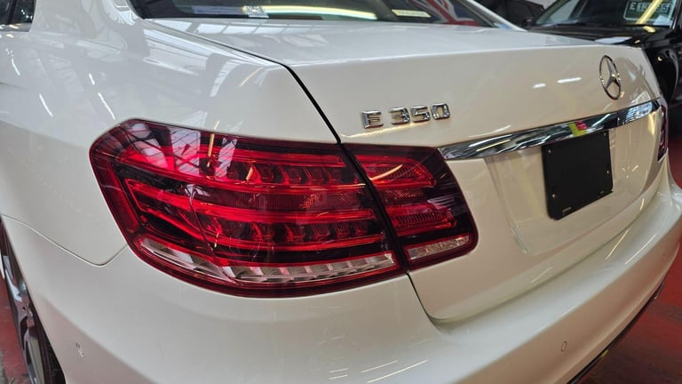  Mercedes-Benz E-Class 3.5 AUTO AMG LINE E350 AVANTGARDE Petrol Automatic