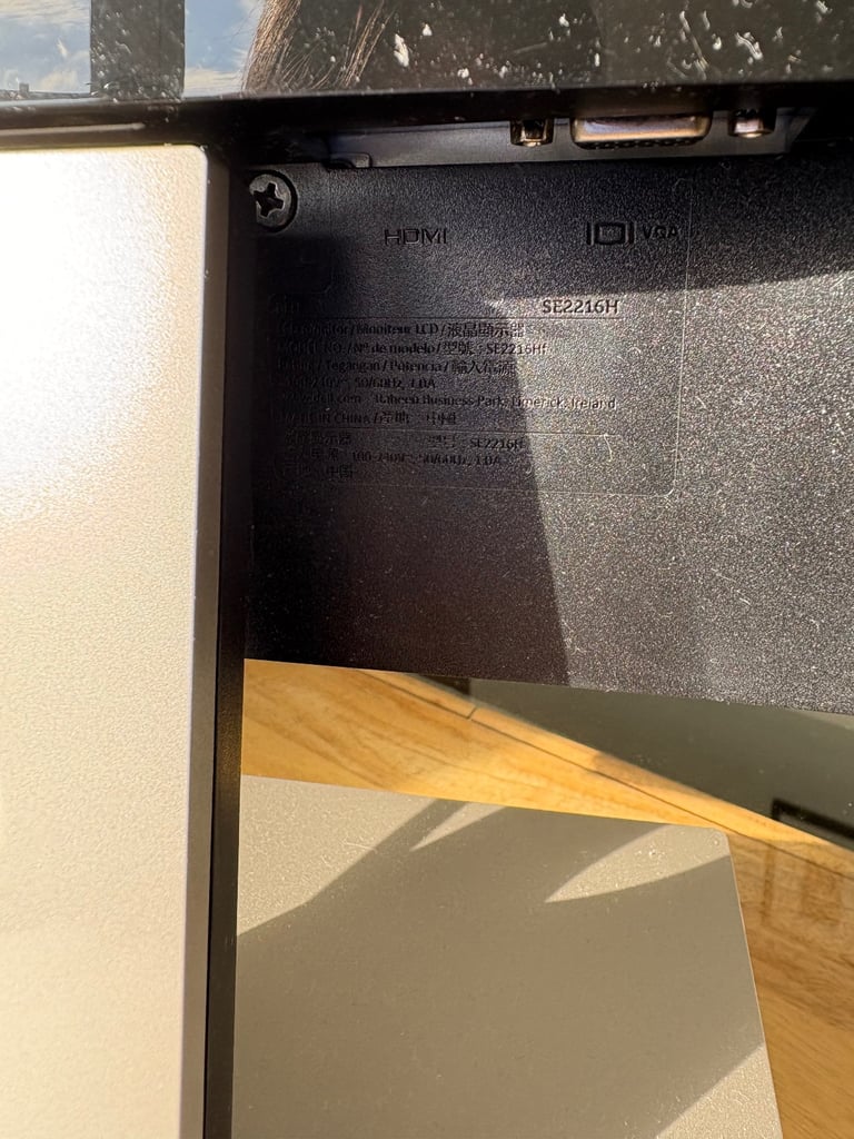 Dell SE2216H 21.5 Inch Full HD (1920 x 1080) Monitor