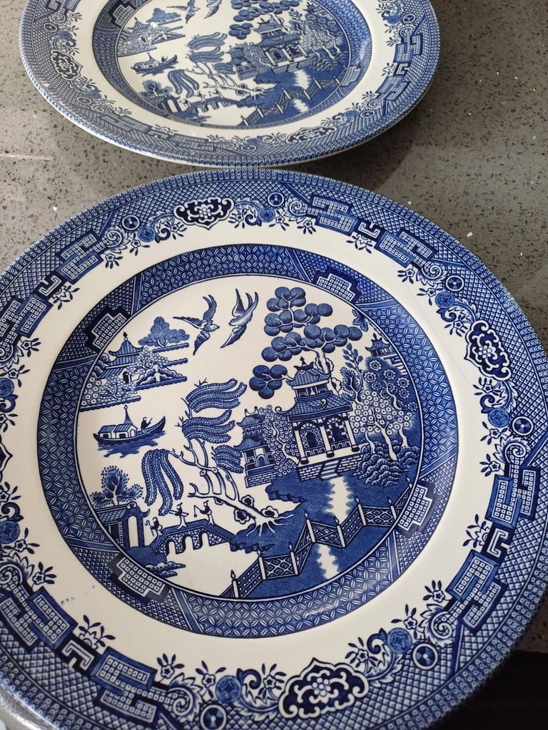 Vintage X2 Broadhurst Staffordshire Ironstone Blue Whie Plates