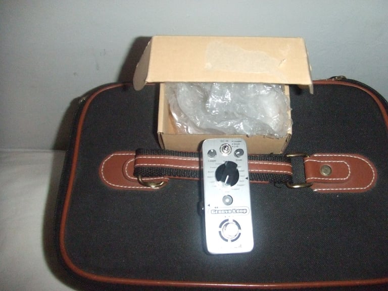 mooer drum machine / looper