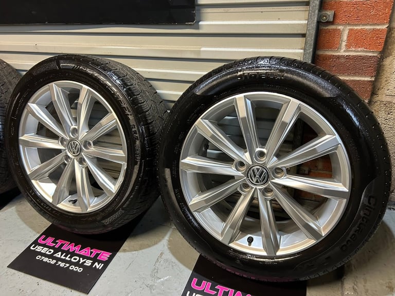 VW Passat Alloy’s (Genuine)