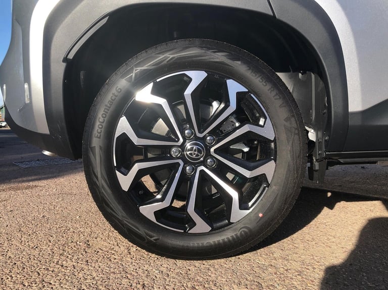 2025 Toyota Yaris 1.5 Hybrid Design 5dr CVT Estate Hybrid Automatic