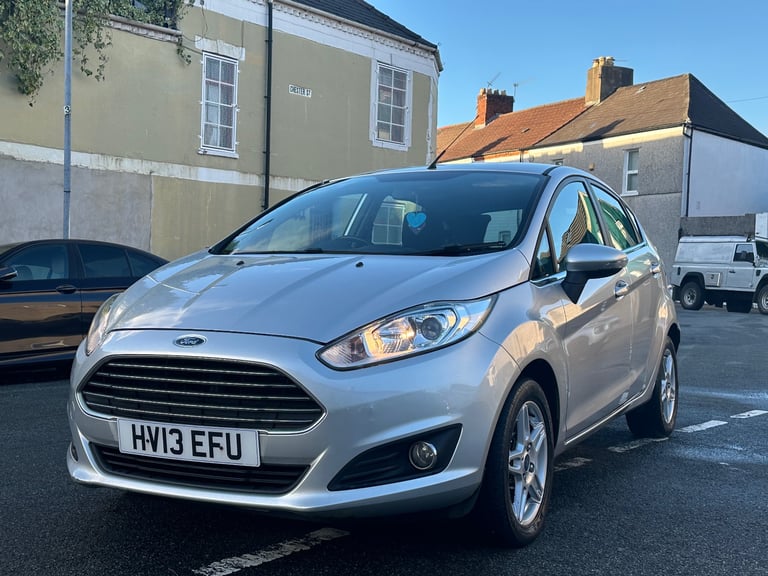 image for Ford, FIESTA, Hatchback, 2013, Manual, 1498 (cc), 5 doors