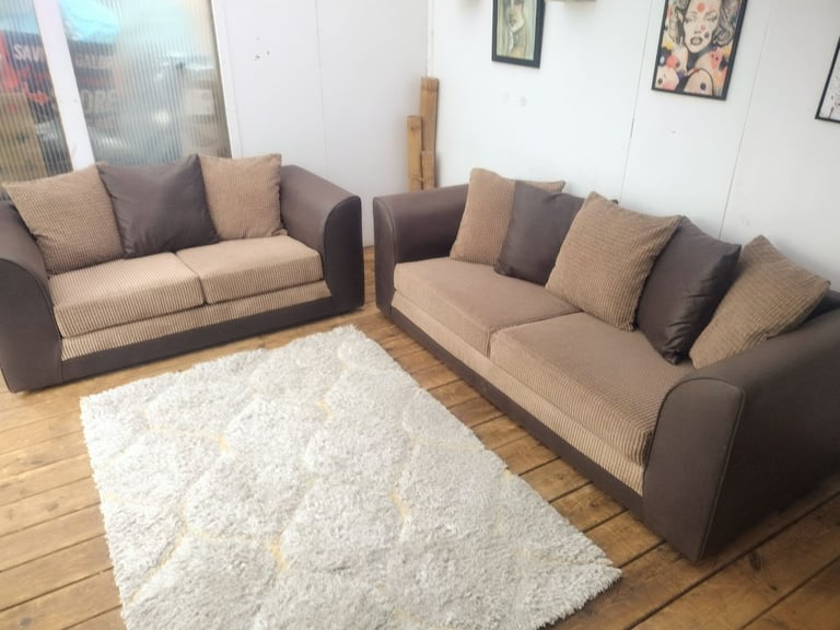 B&Q "Chicago" 2 and 3 seaters sofa set in brown and beige-excellent condition