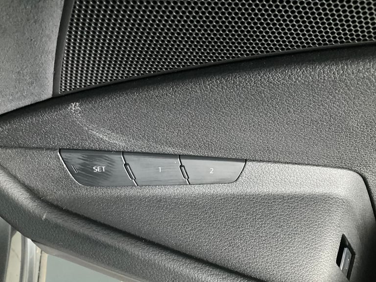 2022 Audi e-tron 55 S line Sportback 5dr Electric Auto quattro 95kWh (11kW Charger) (408 ps) Suv ...