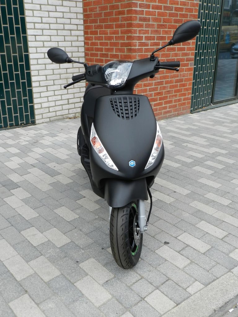 Piaggio Zip 50 E5