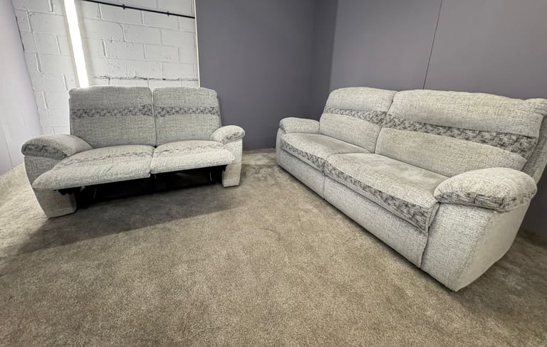 Grey 3 seater and 2 seater recliner sofa set DELIVERY AVAILABLE!