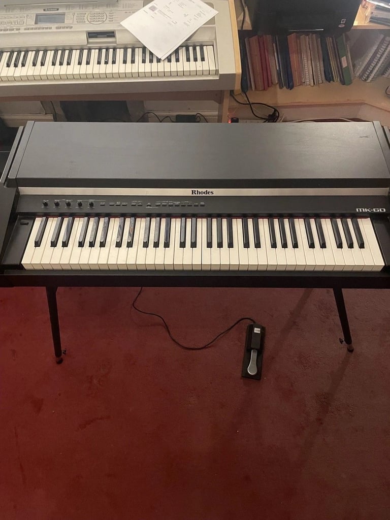 Rhodes MK 60 Digital Piano - Excellent condition