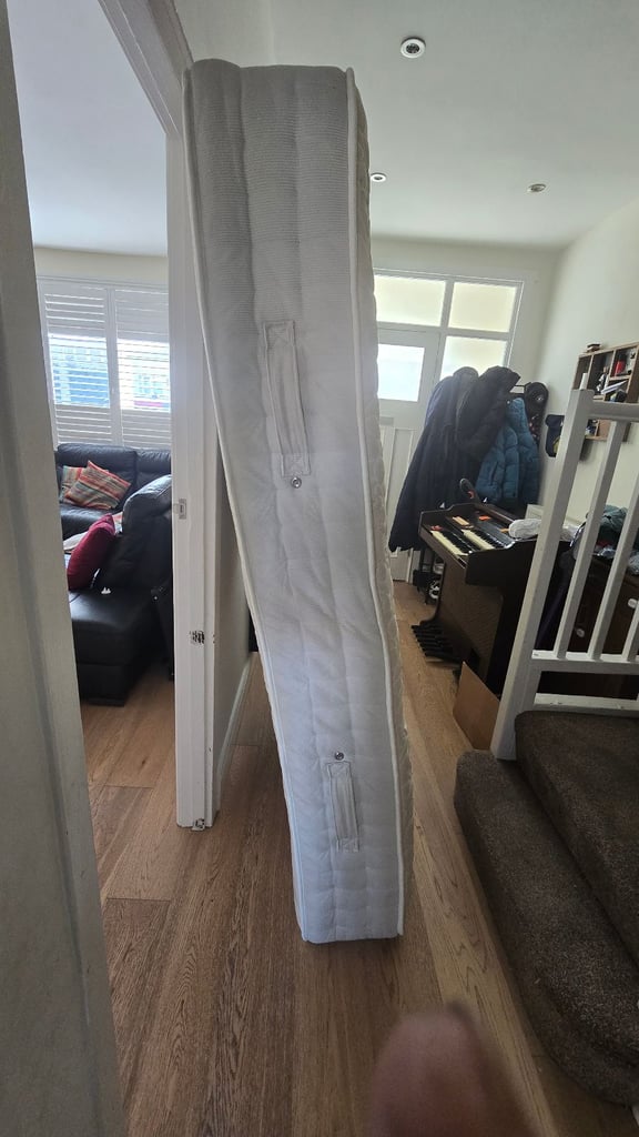 Kingsize Mattress 2000 Pocket Sprung 