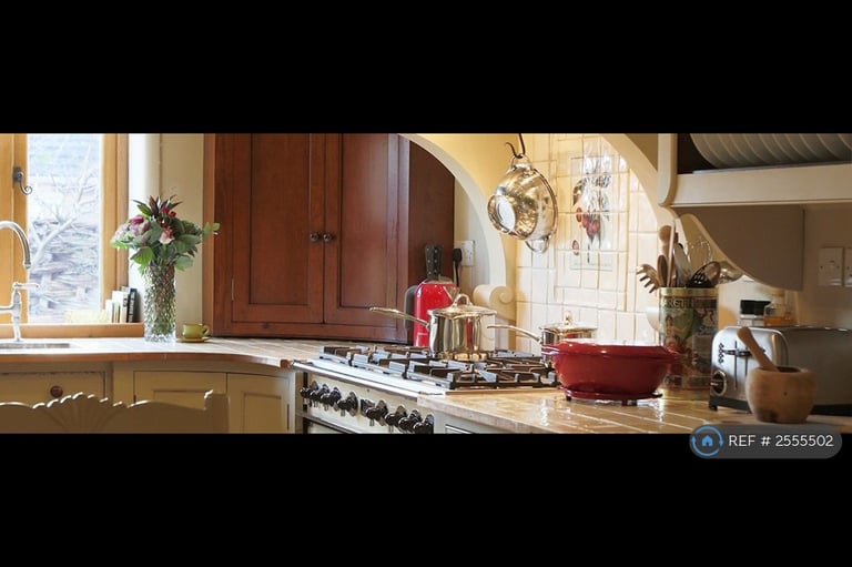 4 bedroom house in Whitwells Yard, Oundle, PE8 (4 bed) (#2555502)