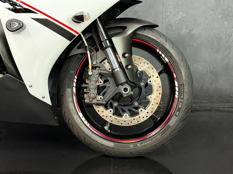 2014 Yamaha R1 1000