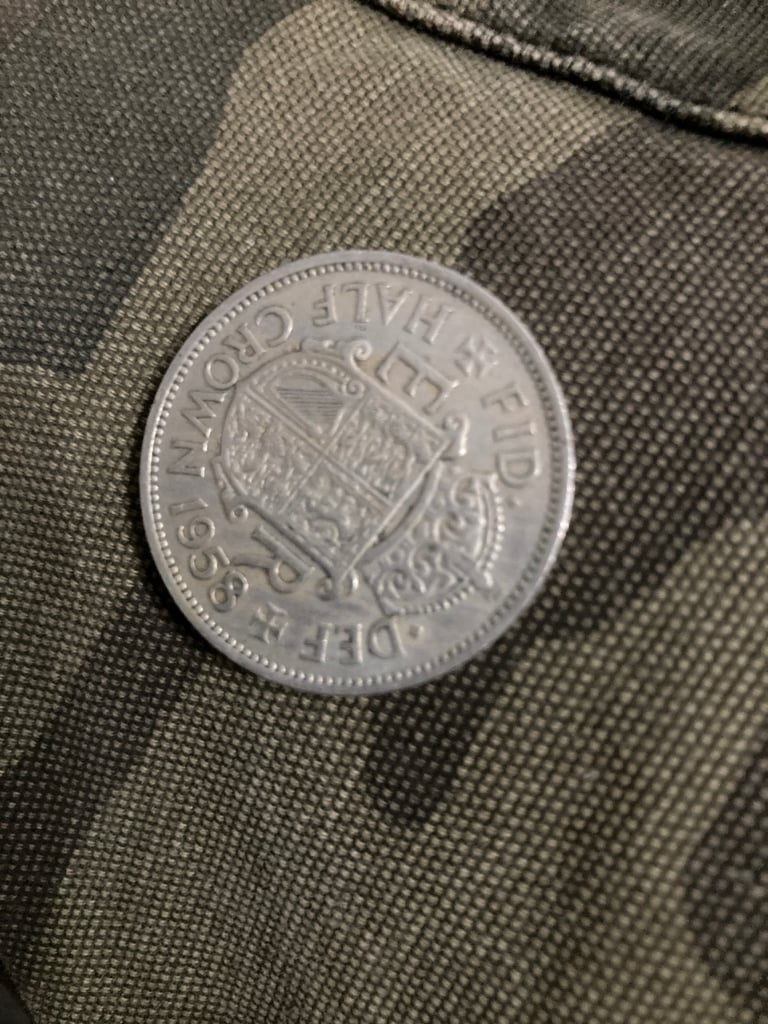 Coins half crown 1958