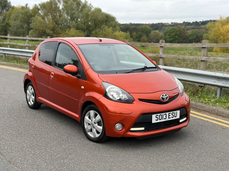 2013 TOYOTA AYGO 1.0 VVT-i FIRE 5 DOOR ORANGE NATIONWIDE DELIVERY AVAILABLE