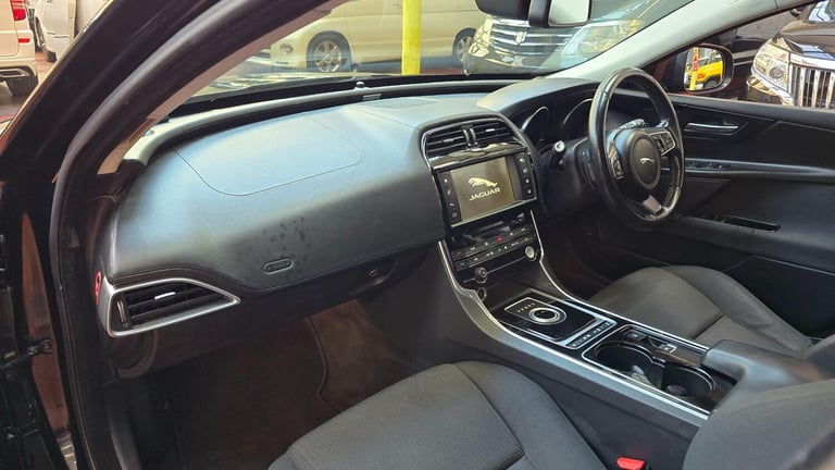  Jaguar XE 2.0 GTDi SE Auto Euro 6 (s/s) 4dr Petrol Automatic