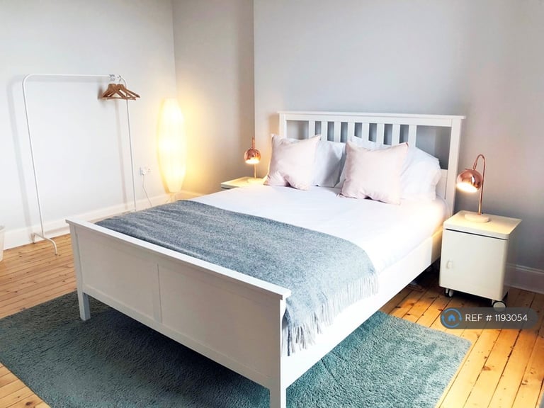 2 bedroom flat in Dundee Terrace, Edinburgh, EH11 (2 bed) (#1193054)