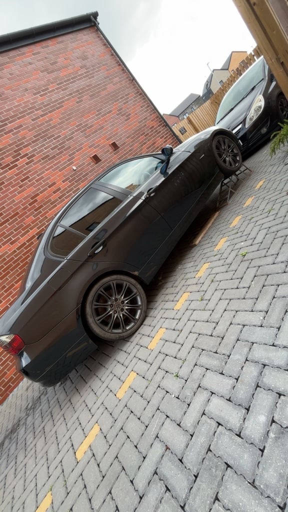 BMW, 3 SERIES, Saloon, 2008, Manual, 2996 (cc), 4 doors