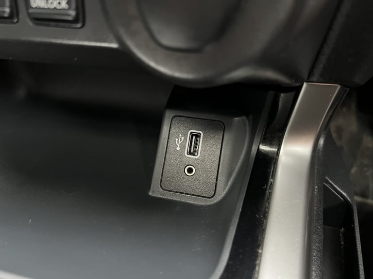 NISSAN NAVARA 2.3 dCi N-Guard 2019