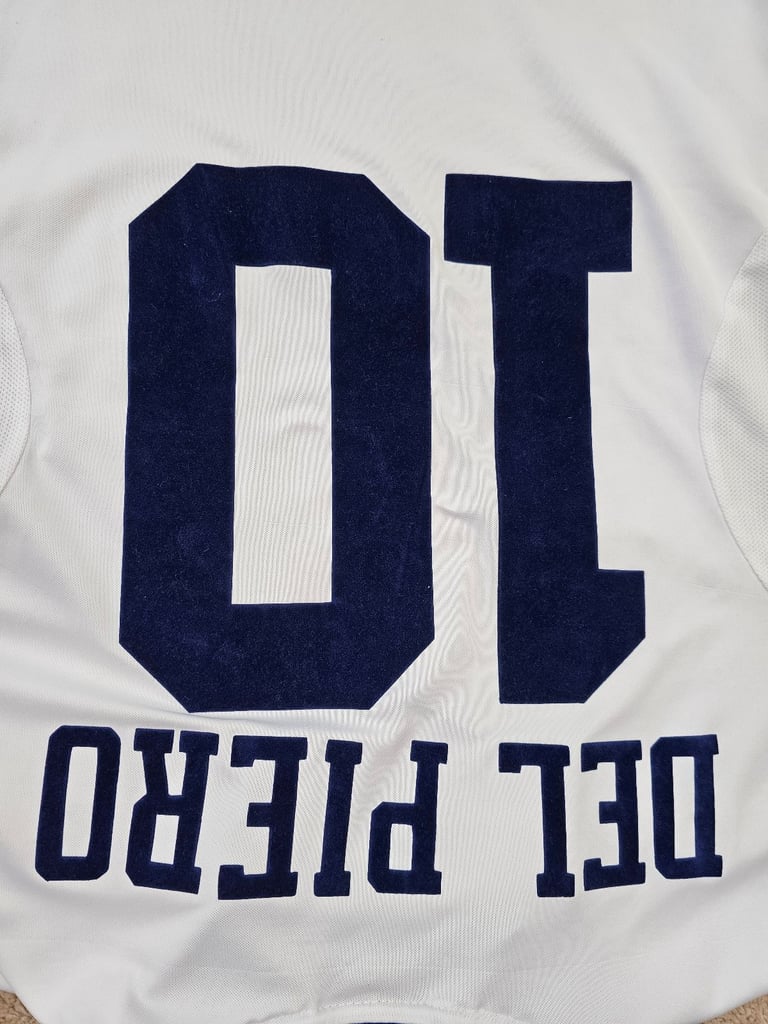 Italy Del Piero 1996 Away National Football Shirt Medium M Nike White Blue Gold