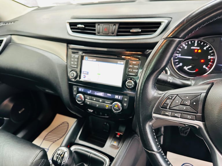 2018 Nissan Qashqai 1.5 dCi Tekna 5dr HATCHBACK DIESEL Manual