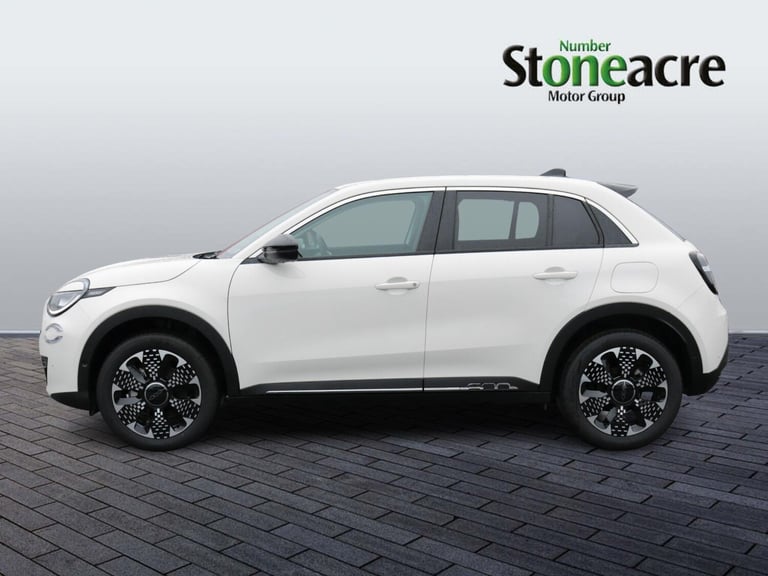 2025 Fiat 600 1.2 Hybrid 48V La Prima 5dr eDCT-6 HATCHBACK PETROL Automatic