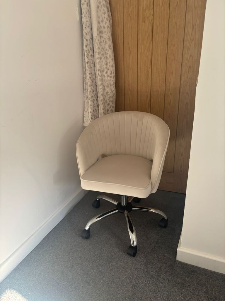 Beige Swivel Chair 