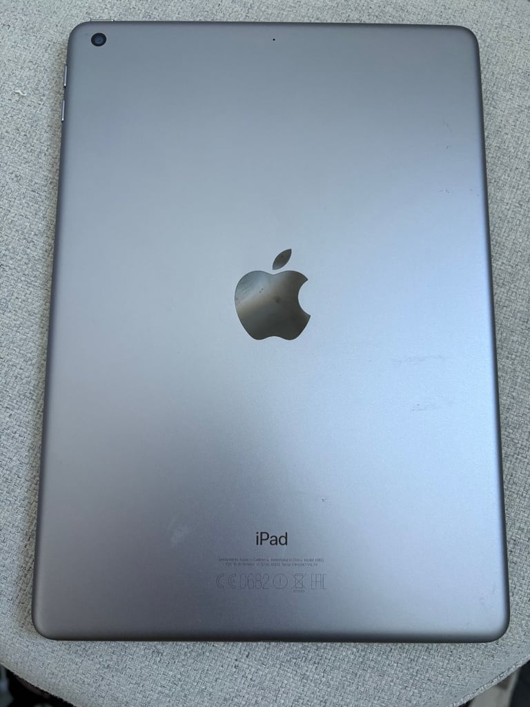 Apple Ipad 5 32GB Ios16 Black Wifi - charger - Very Good Condition - Delivery Available
