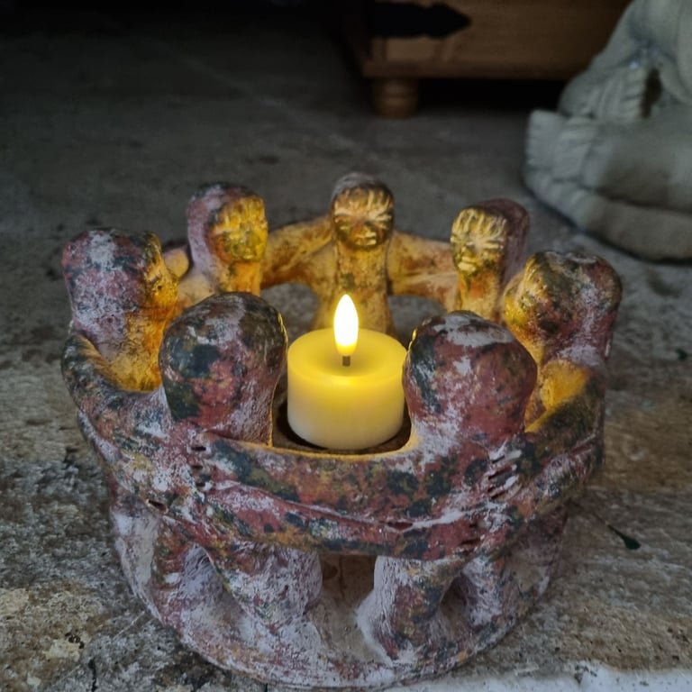 MEXICAN CIRCLE OF FRIENDS CANDLE HOLDER