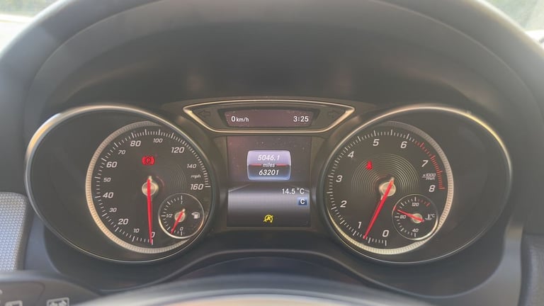 2018 Mercedes-Benz GLA 1.6 GLA180 Urban Edition SUV 5dr Petrol Manual Euro 6 (s/s) (122 ps) ESTAT...