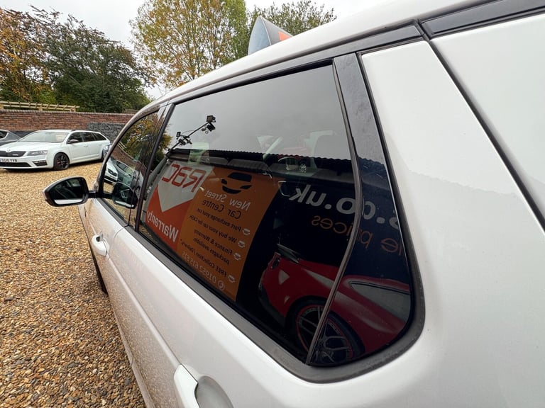 2017 Land Rover Discovery Sport 2.0 TD4 SE Tech 4WD Euro 6 (s/s) 5dr ESTATE Diesel Manual