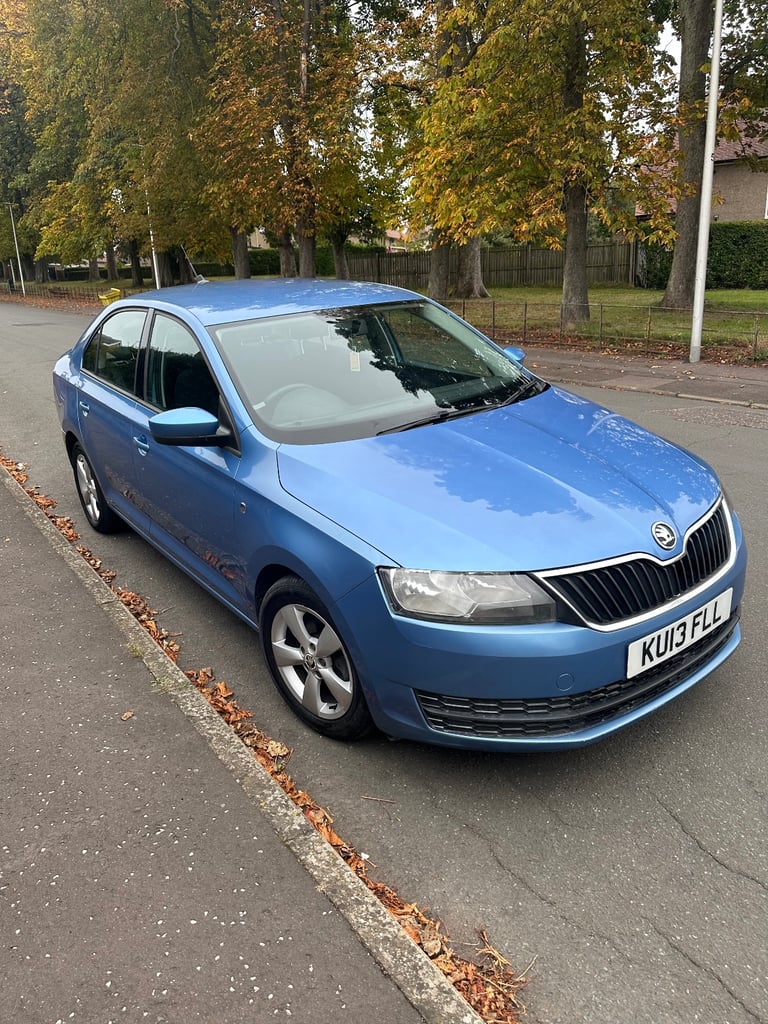 Skoda, RAPID, Hatchback, 2013, Manual, 1598 (cc), 5 doors
