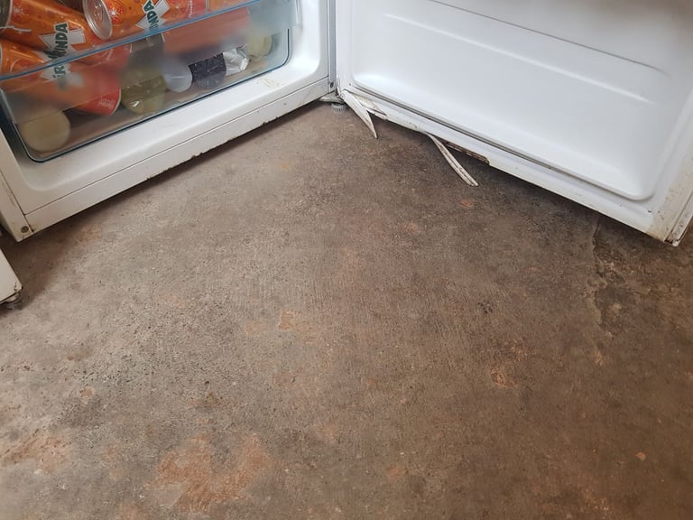 Frige tall standing £120.00 ono