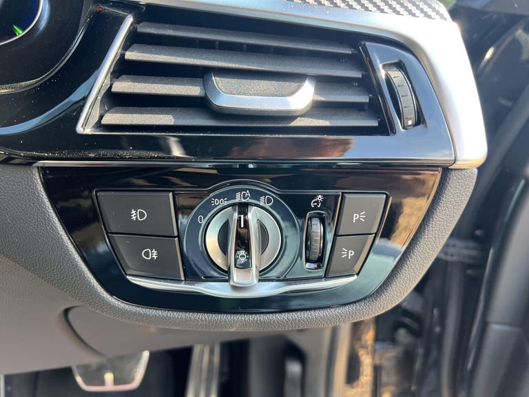 2017 BMW 5 Series 3.0 530d M Sport Auto xDrive Euro 6 (s/s) 4dr SALOON Diesel Automatic