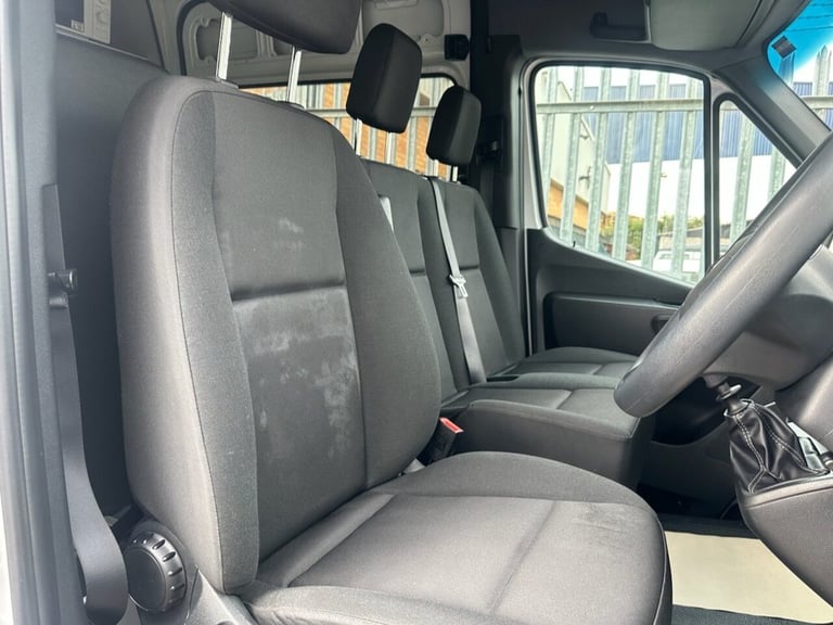 2023 Mercedes-Benz Sprinter 2.0 315 CDI Progressive Panel Van 5dr Diesel Manual LWB RWD L3 H2 Eur...
